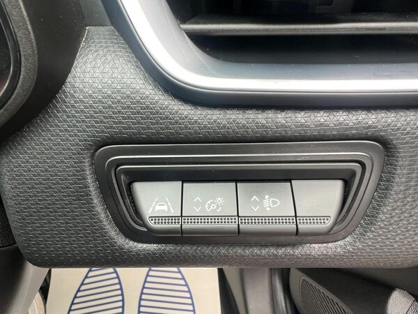Used Renault Clio 2022 for sale - 74846341: Photo 17