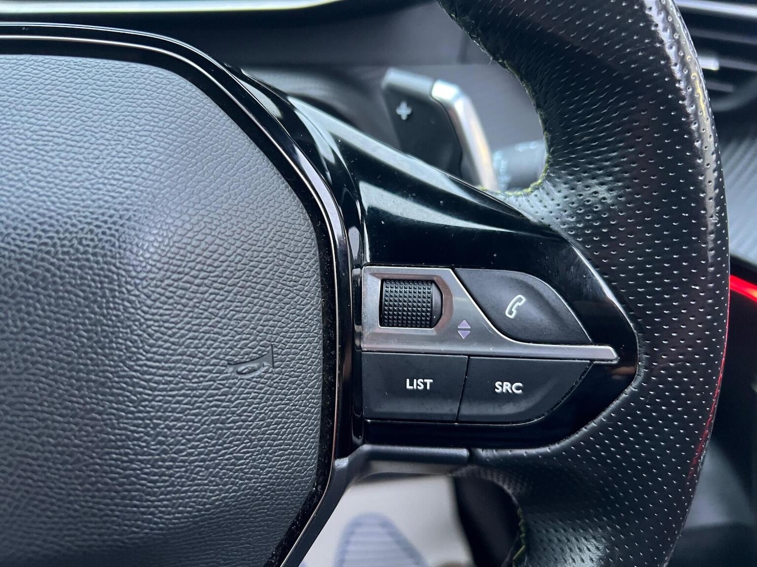 Used Peugeot 2008 2022 for sale - 76817564: Photo 15