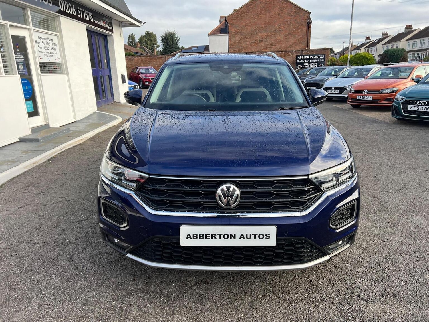 Used Volkswagen T-Roc 2019 for sale - 76374171: Photo 2