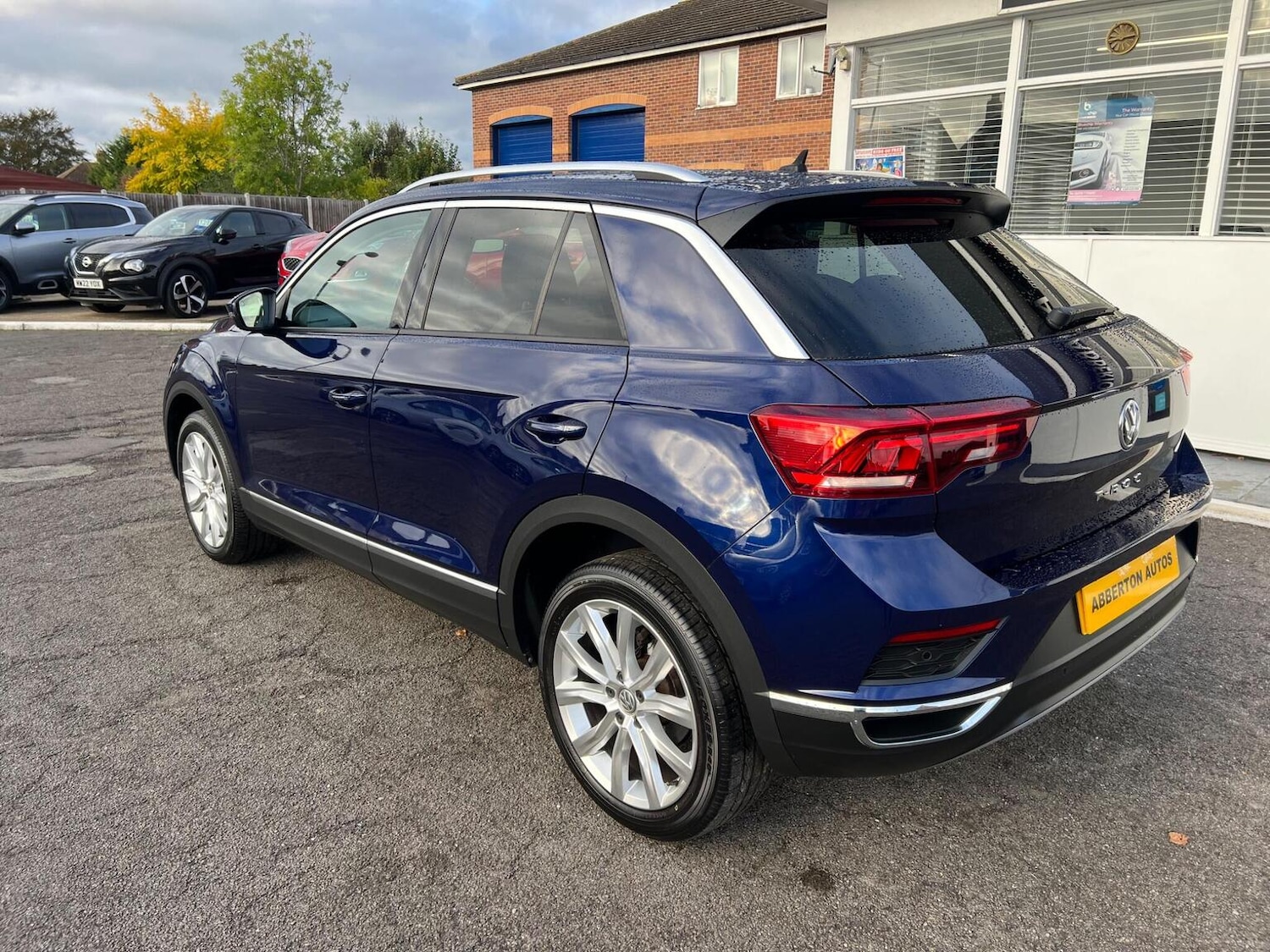 Used Volkswagen T-Roc 2019 for sale - 76374171: Photo 6