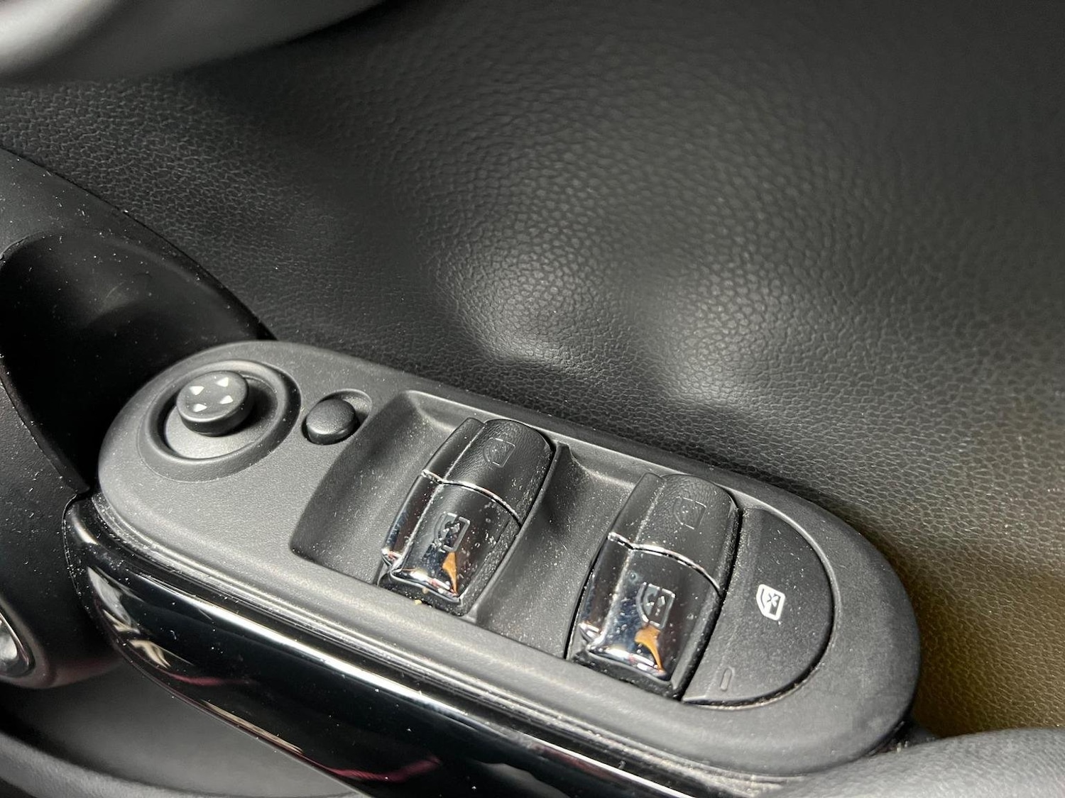 Used MINI Hatch 2019 for sale - 76299058: Photo 15