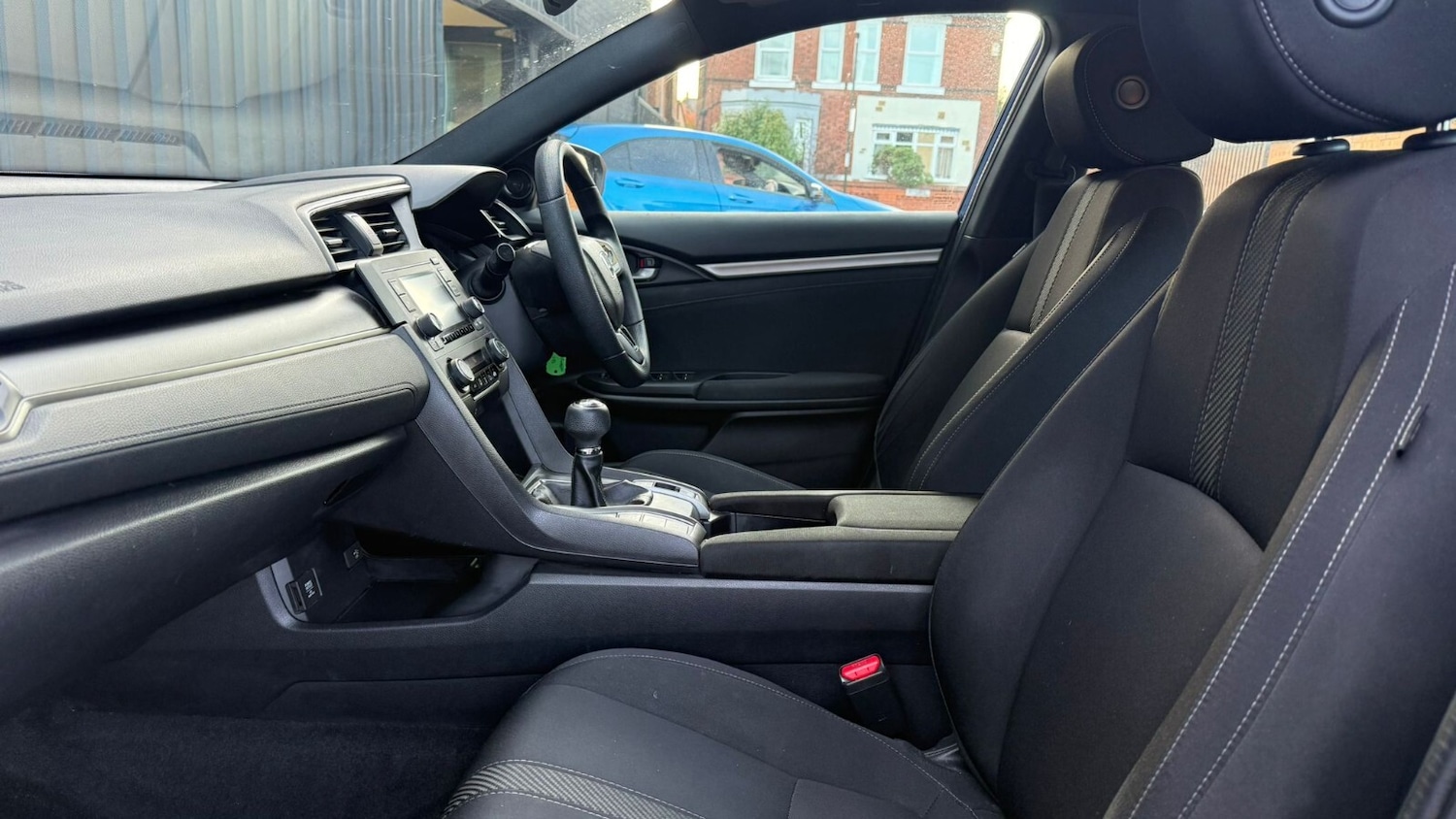Used Honda Civic 2018 for sale - 76575177: Photo 26