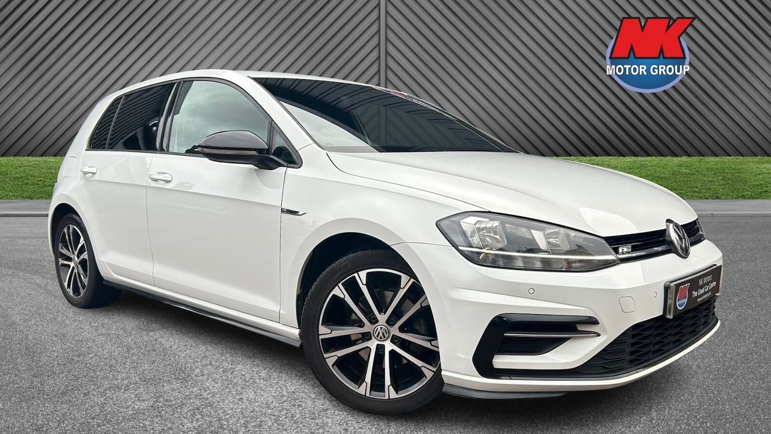 Used Volkswagen Golf 2019 for sale - 76773165: Photo 1