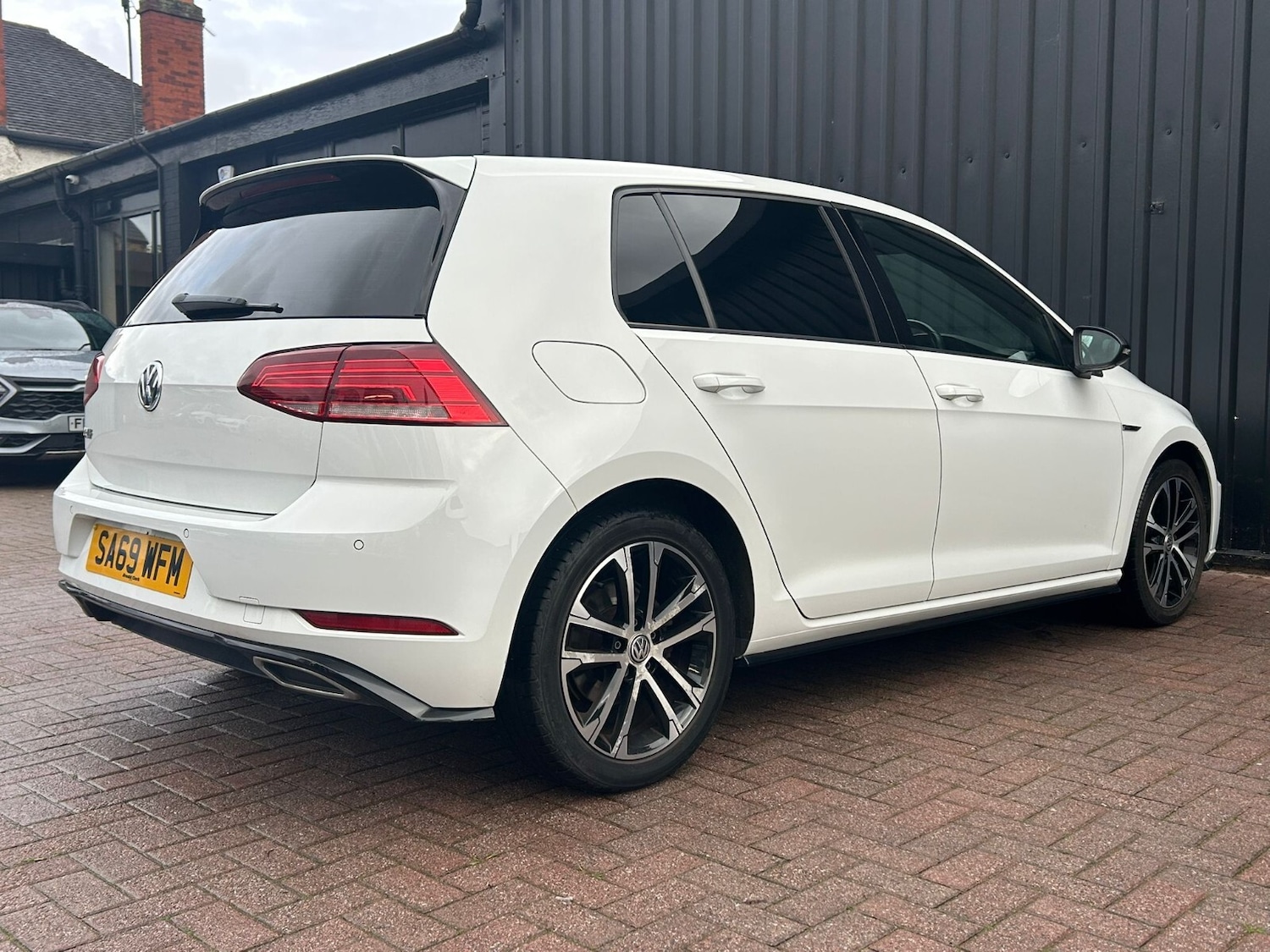 Used Volkswagen Golf 2019 for sale - 76773165: Photo 11