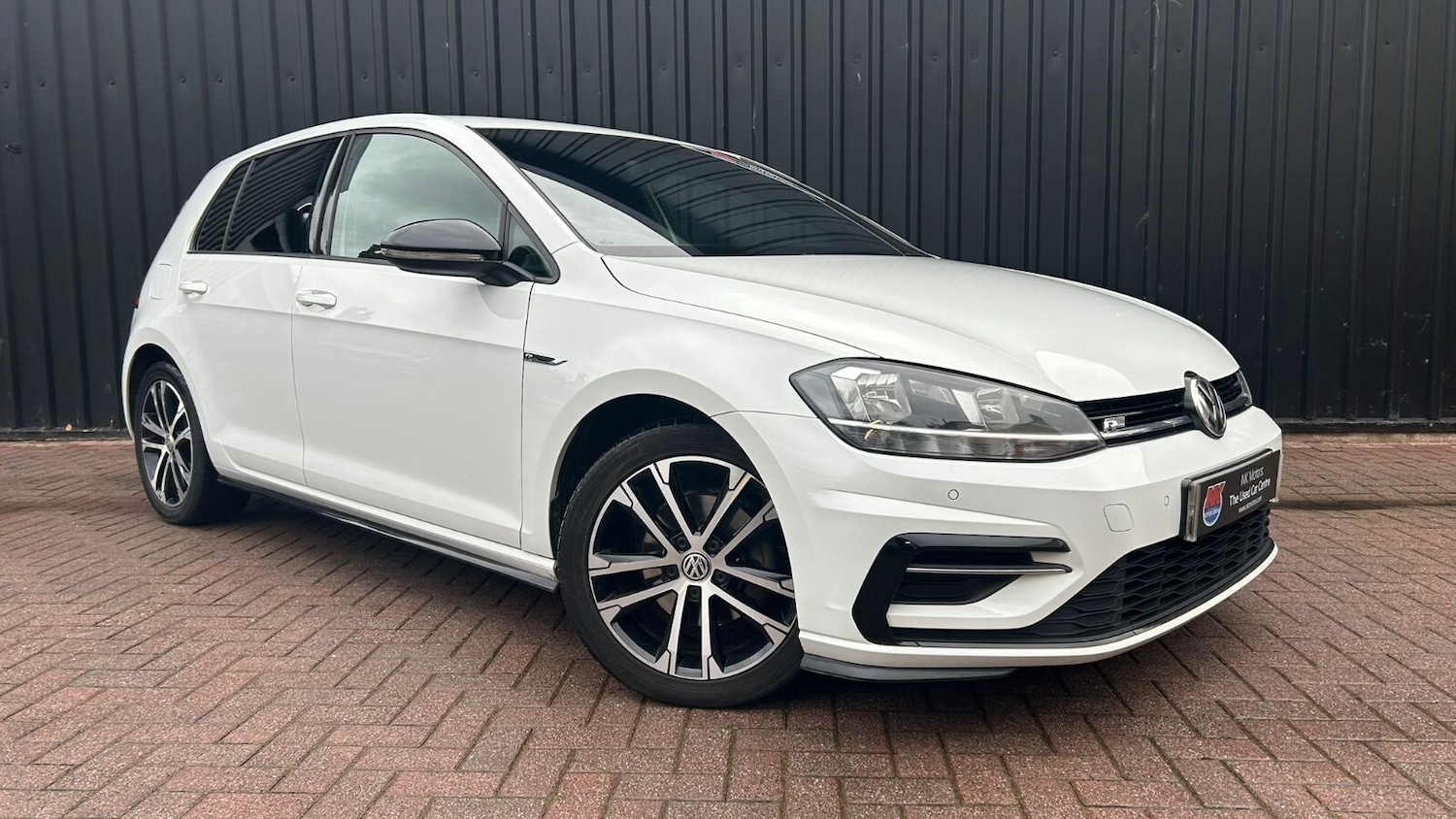 Used Volkswagen Golf 2019 for sale - 76773165: Photo 2