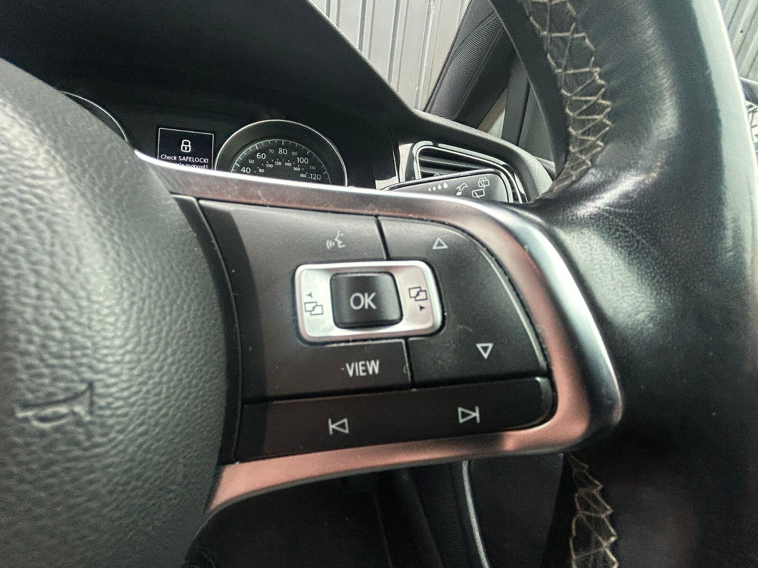 Used Volkswagen Golf 2019 for sale - 76773165: Photo 23