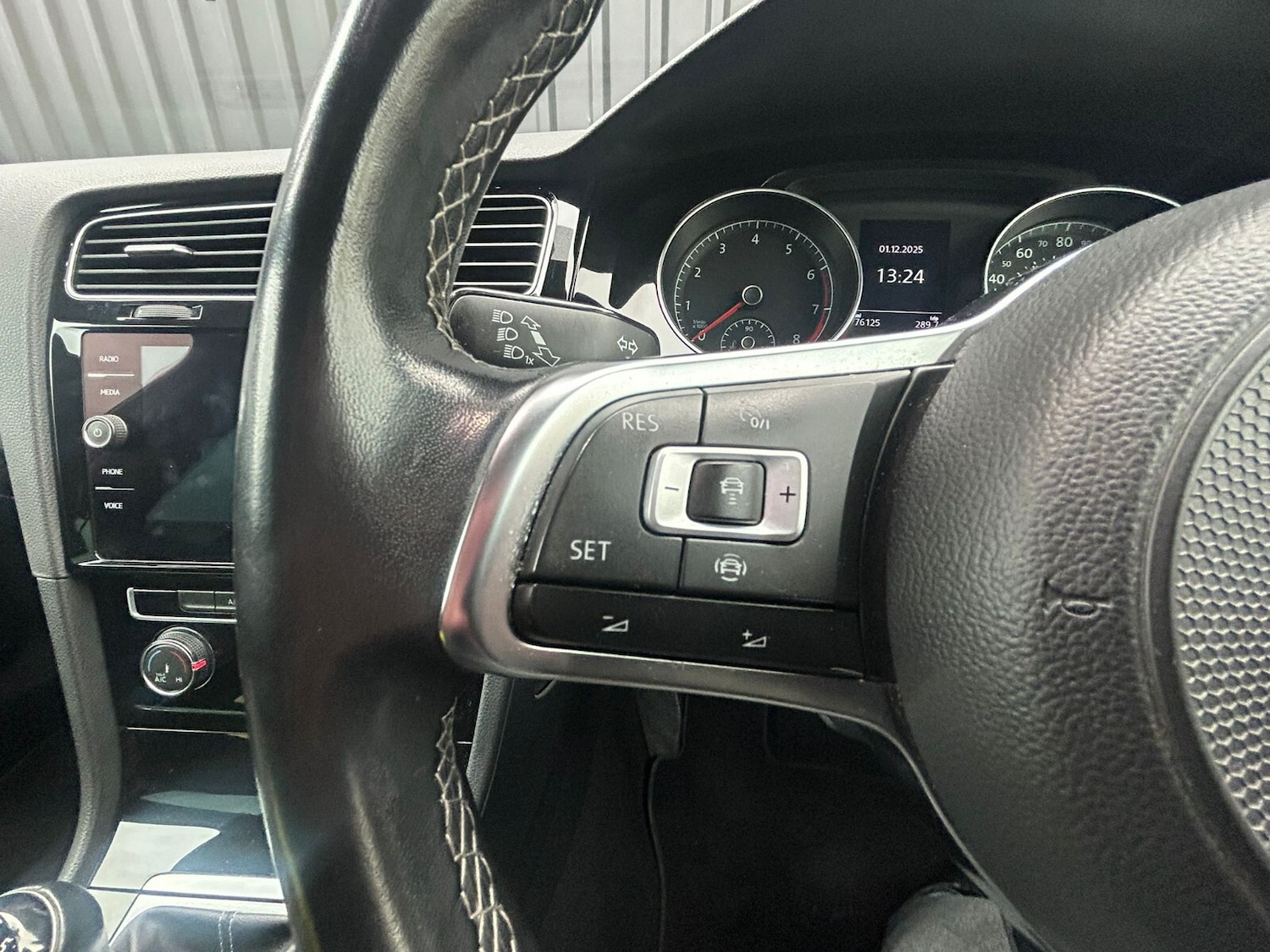 Used Volkswagen Golf 2019 for sale - 76773165: Photo 25