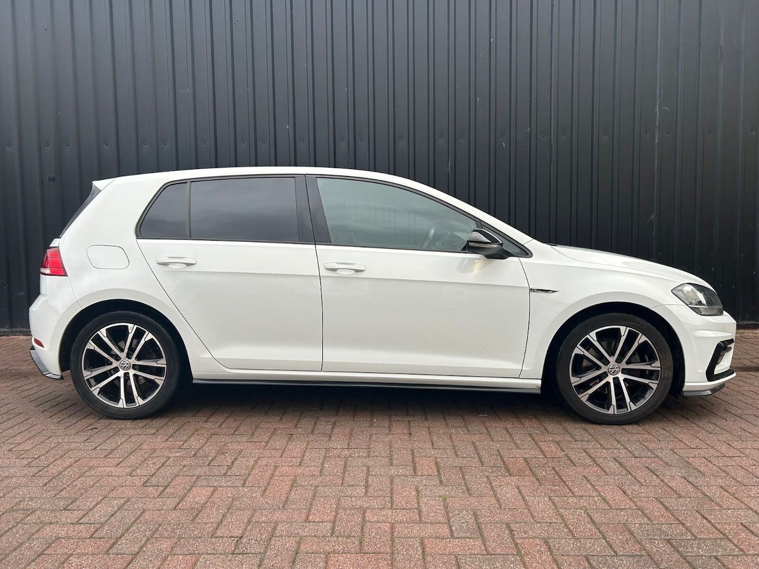 Used Volkswagen Golf 2019 for sale - 76773165: Photo 5