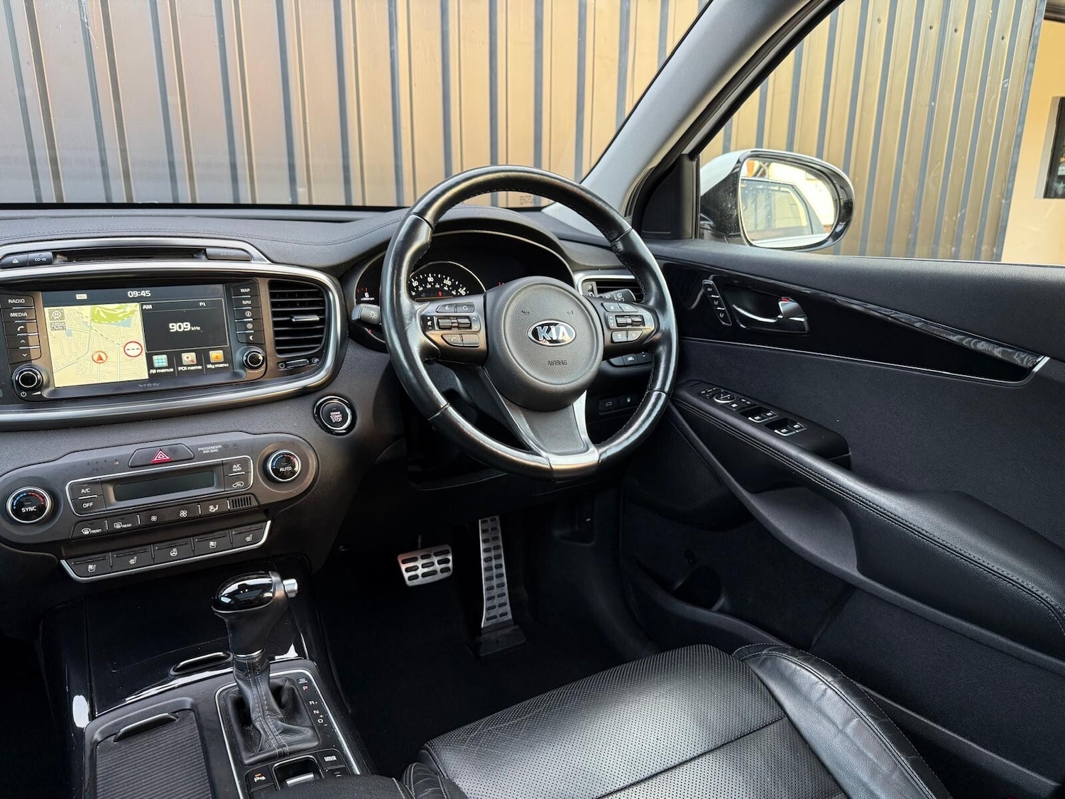 Used Kia Sorento 2015 for sale - 76415108: Photo 21