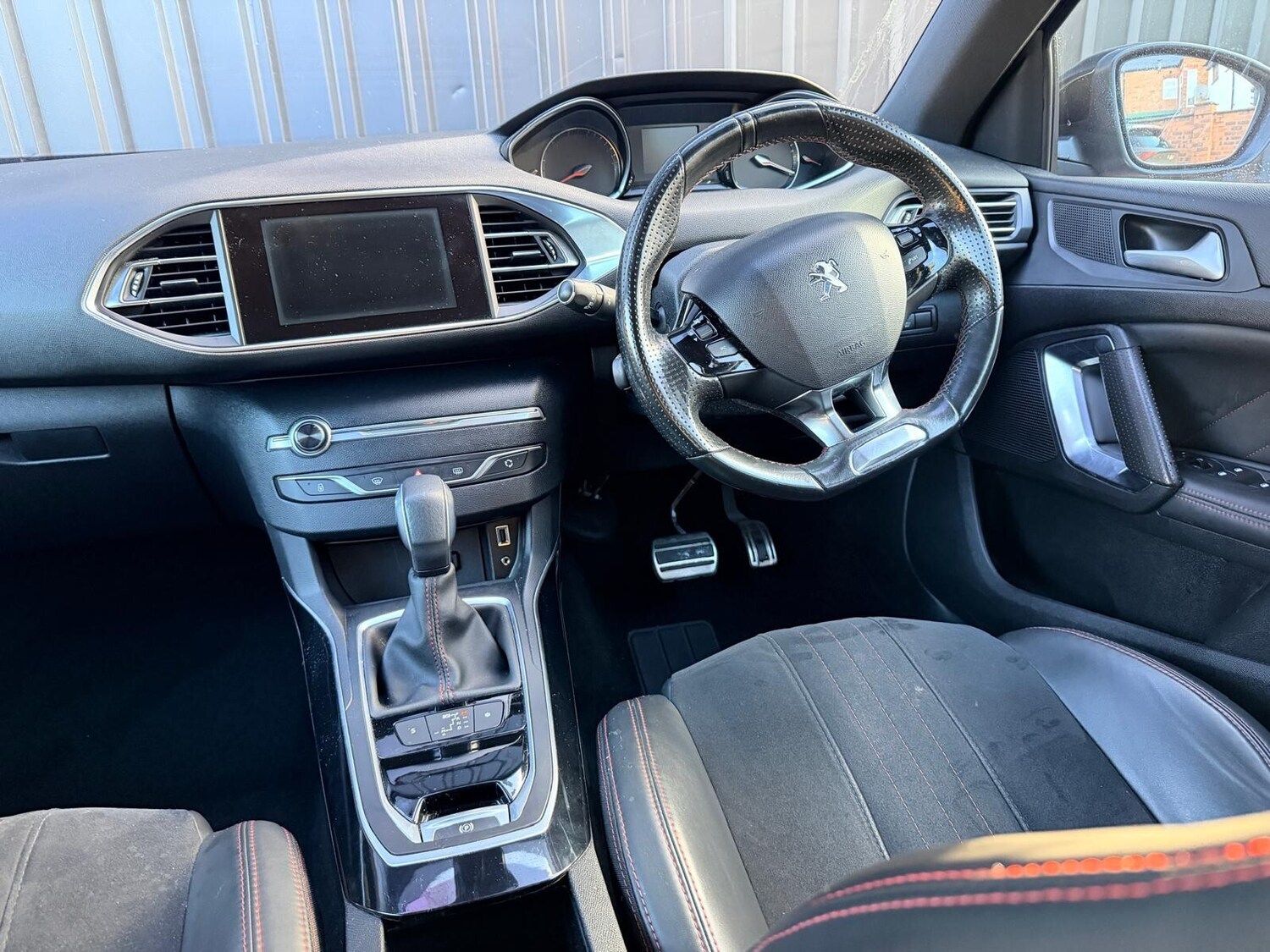 Used Peugeot 308 2015 for sale - 76372864: Photo 30