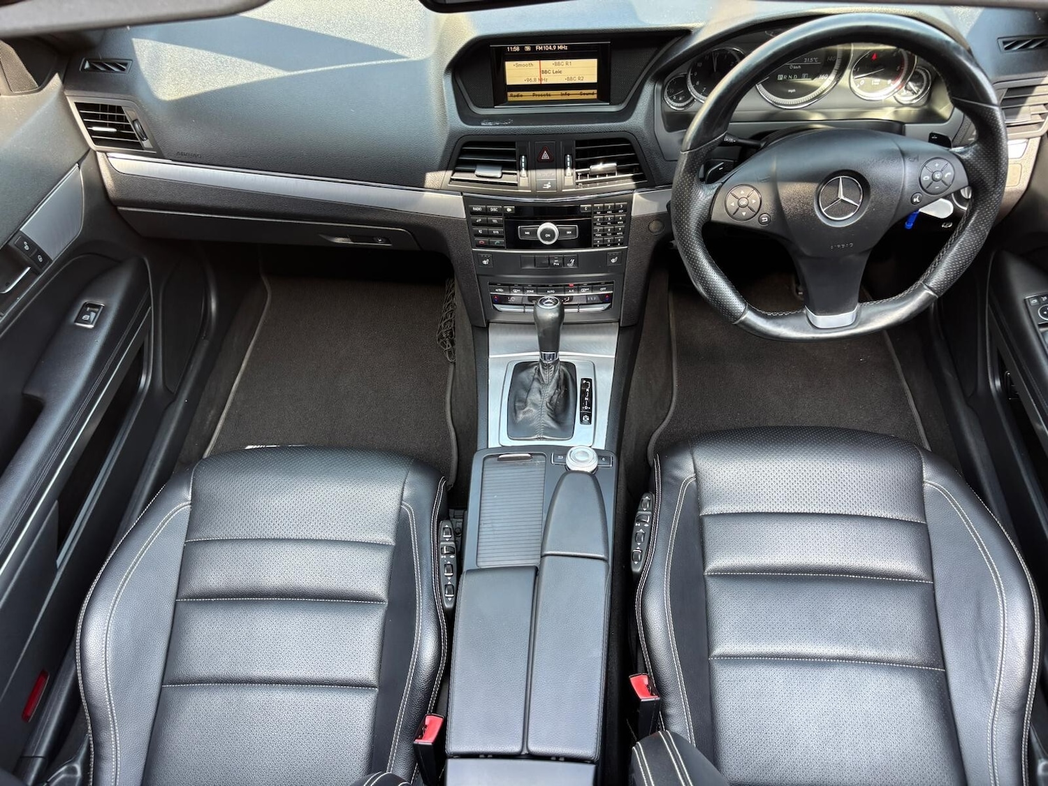 Used Mercedes-Benz E Class 2010 for sale - 76297289: Photo 18