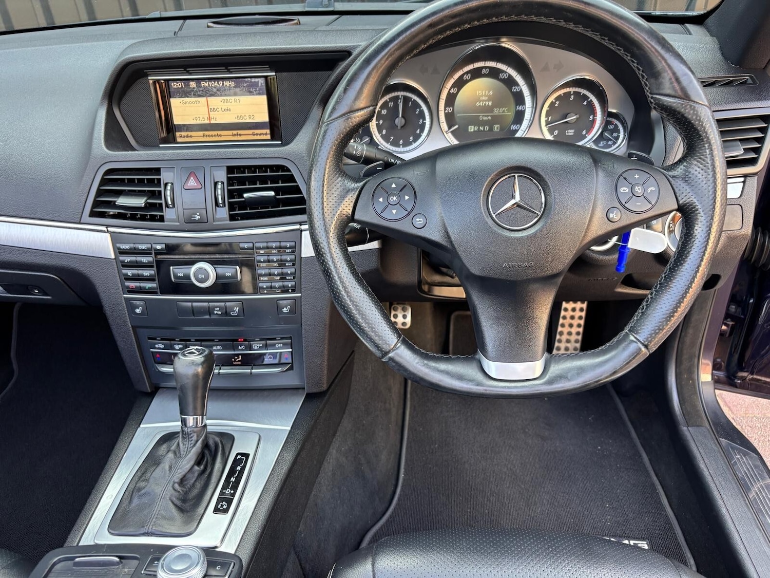 Used Mercedes-Benz E Class 2010 for sale - 76297289: Photo 22