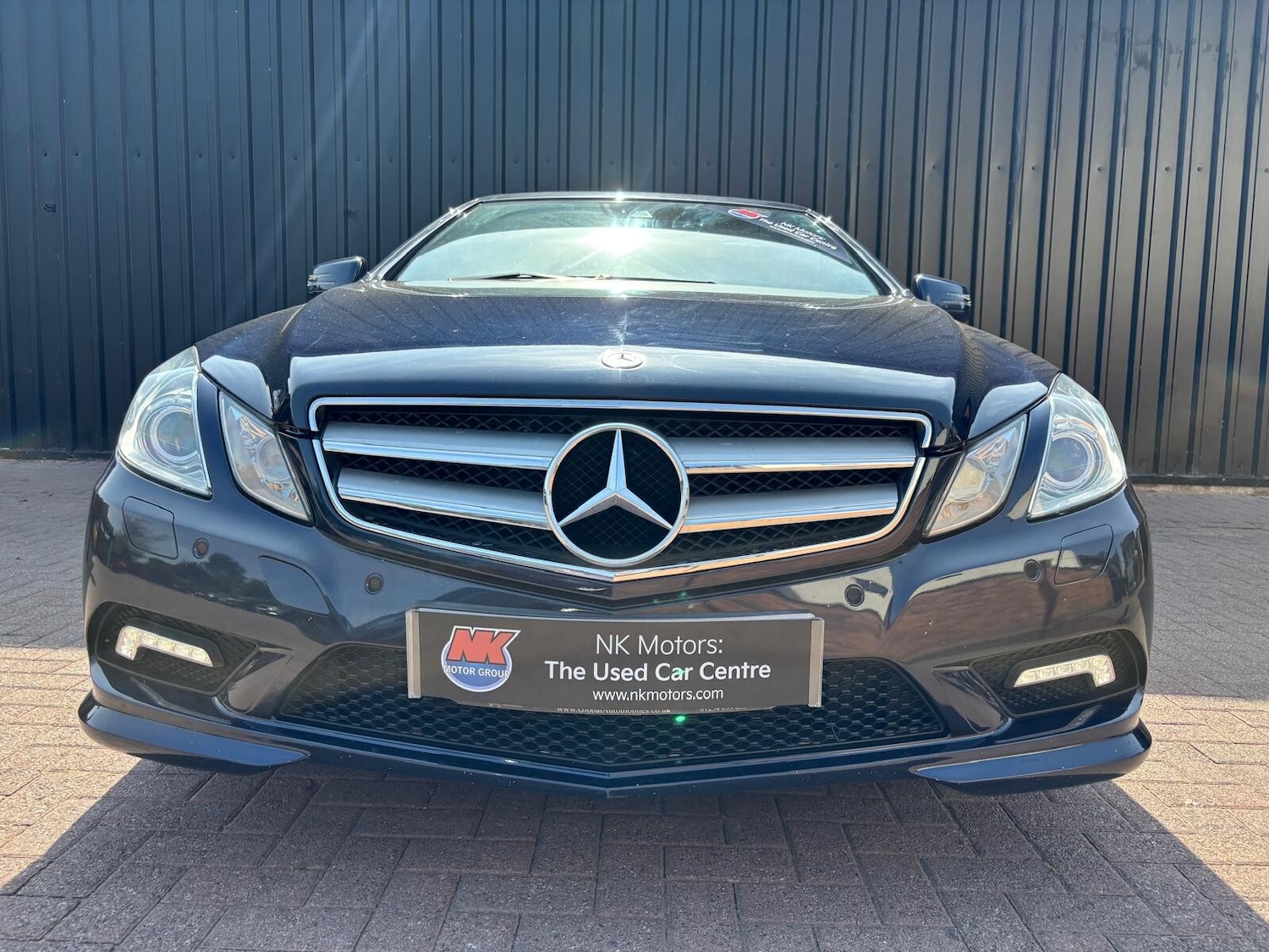 Used Mercedes-Benz E Class 2010 for sale - 76297289: Photo 3