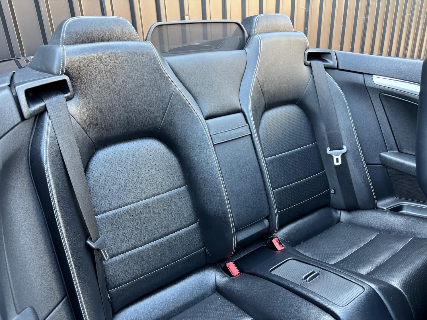 Used Mercedes-Benz E Class 2010 for sale - 76297289: Photo 34