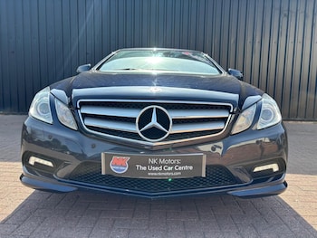 Used Mercedes-Benz E Class 2010 for sale - 76297289: Photo