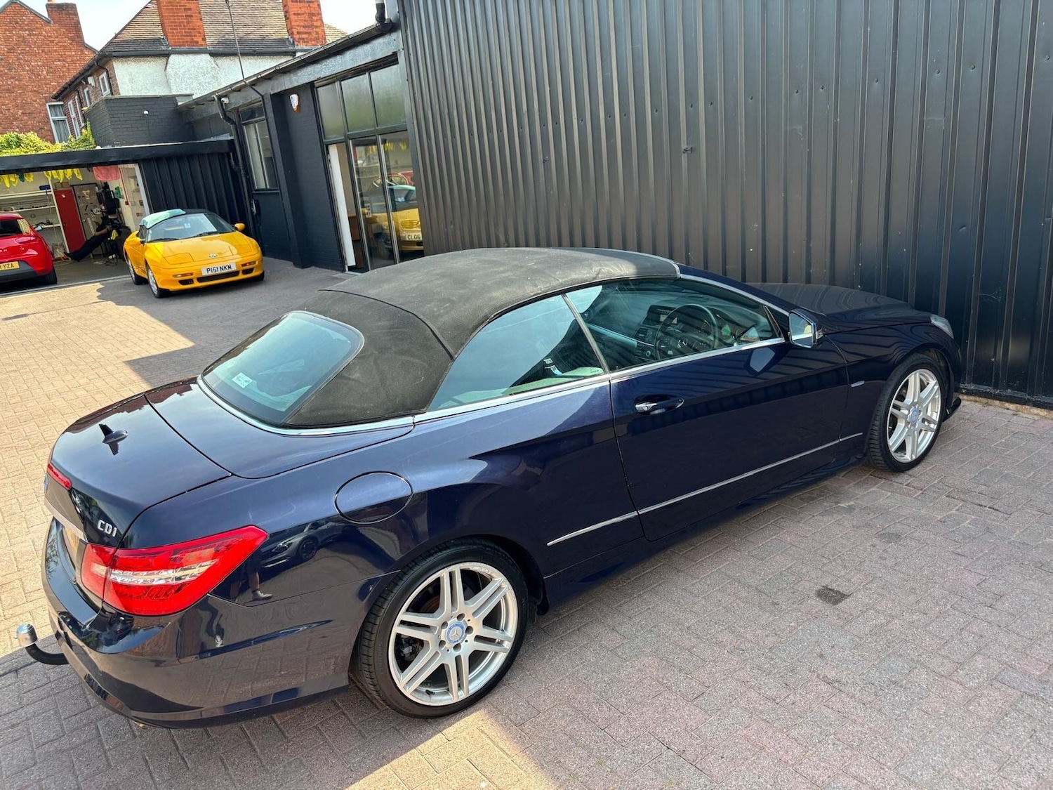 Used Mercedes-Benz E Class 2010 for sale - 76297289: Photo 6