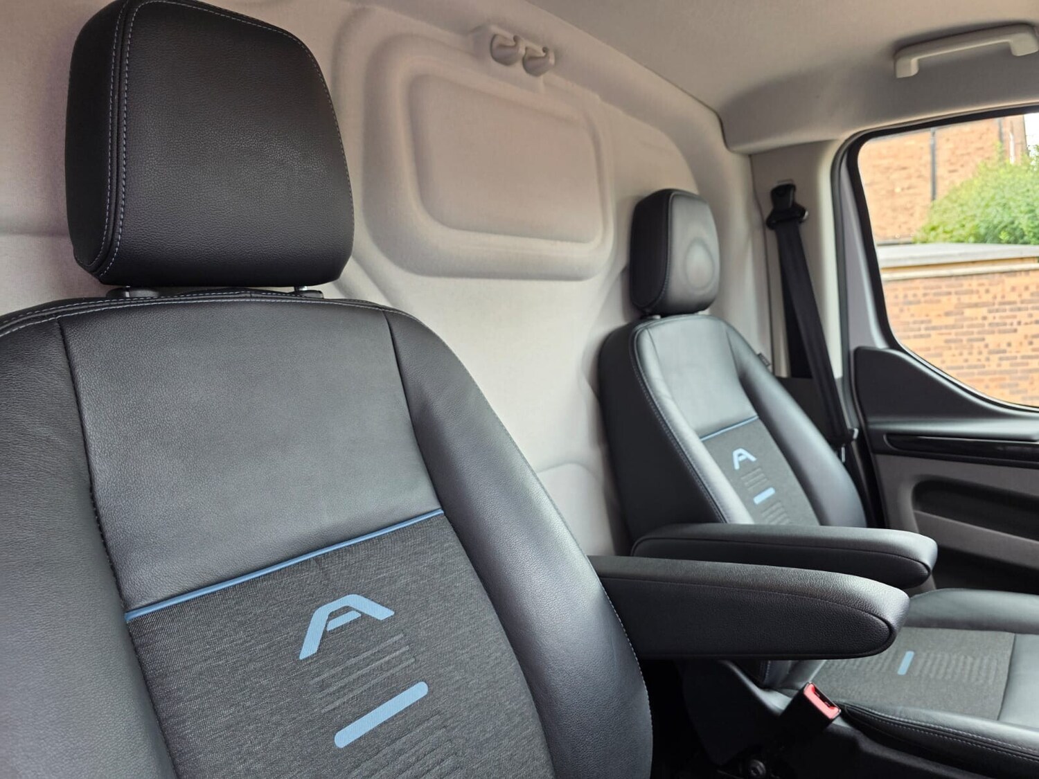 Used Ford Transit Custom 2021 for sale - 74207669: Photo 38