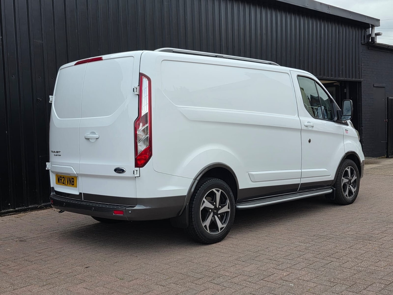 Used Ford Transit Custom 2021 for sale - 74207669: Photo 8