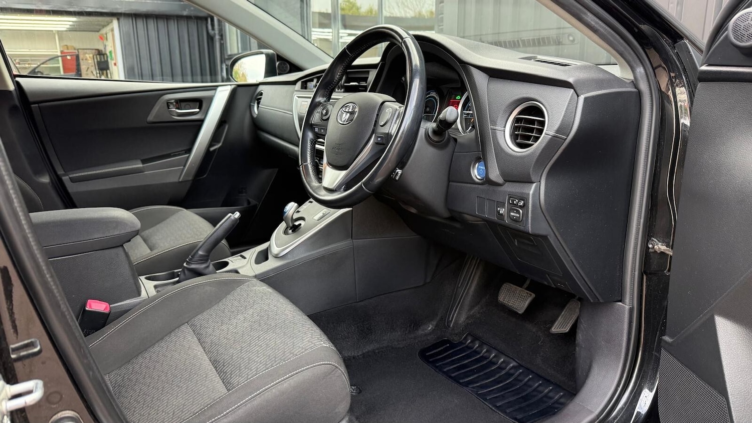 Used Toyota Auris 2014 for sale - 76623530: Photo 22