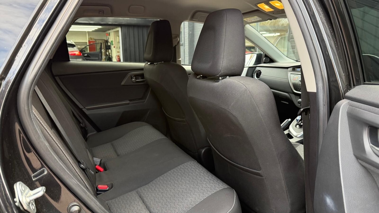 Used Toyota Auris 2014 for sale - 76623530: Photo 26