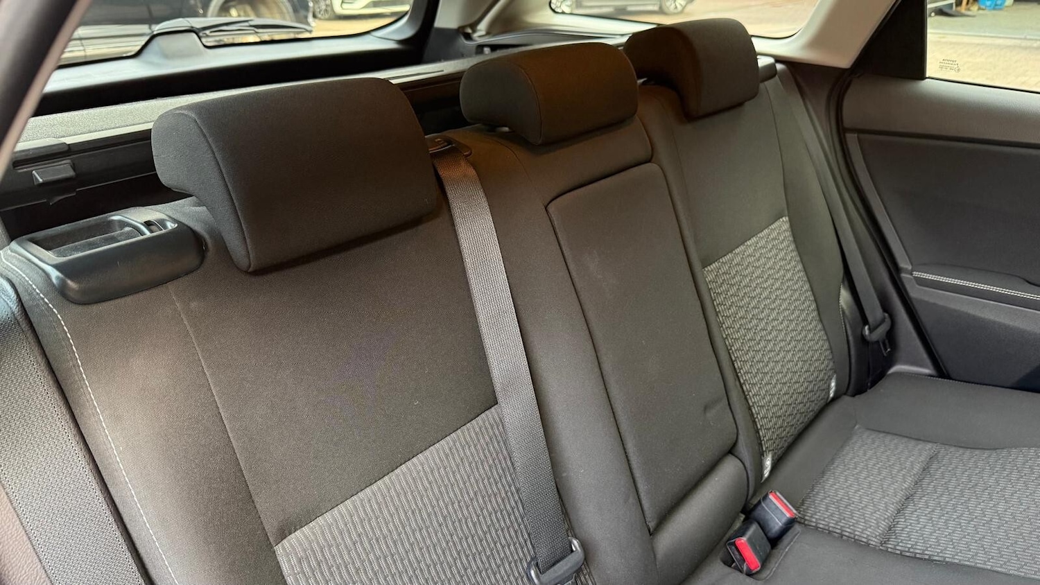 Used Toyota Auris 2014 for sale - 76623530: Photo 27