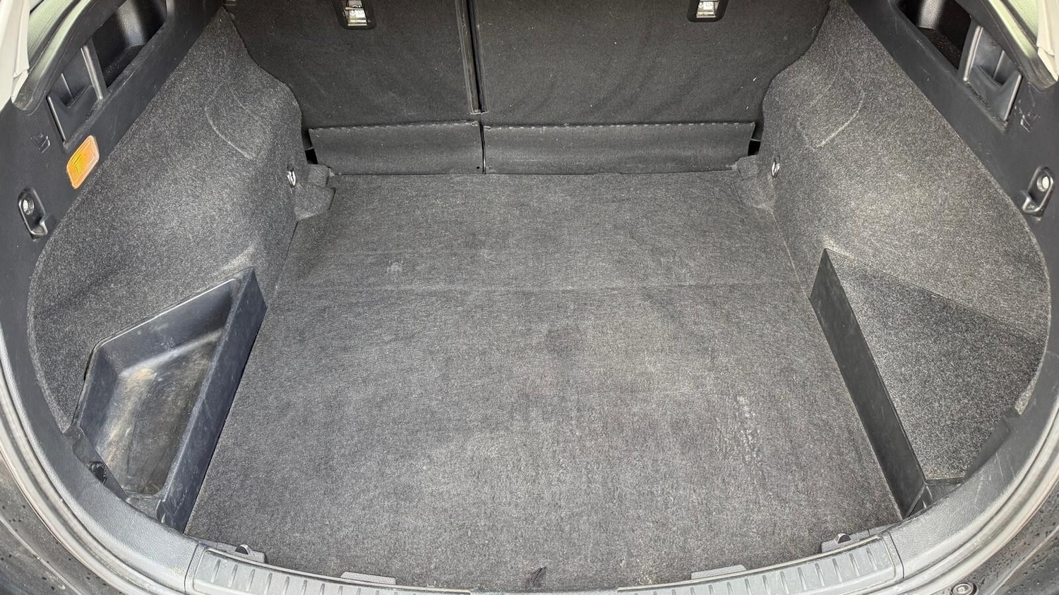 Used Toyota Auris 2014 for sale - 76623530: Photo 9