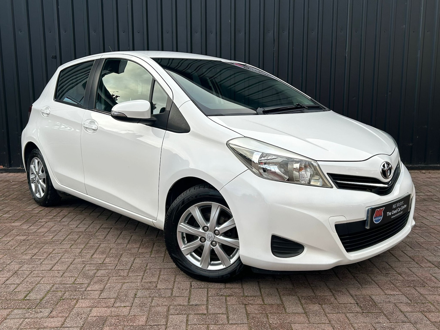 Used Toyota Yaris 2013 for sale - 76519463: Photo 2