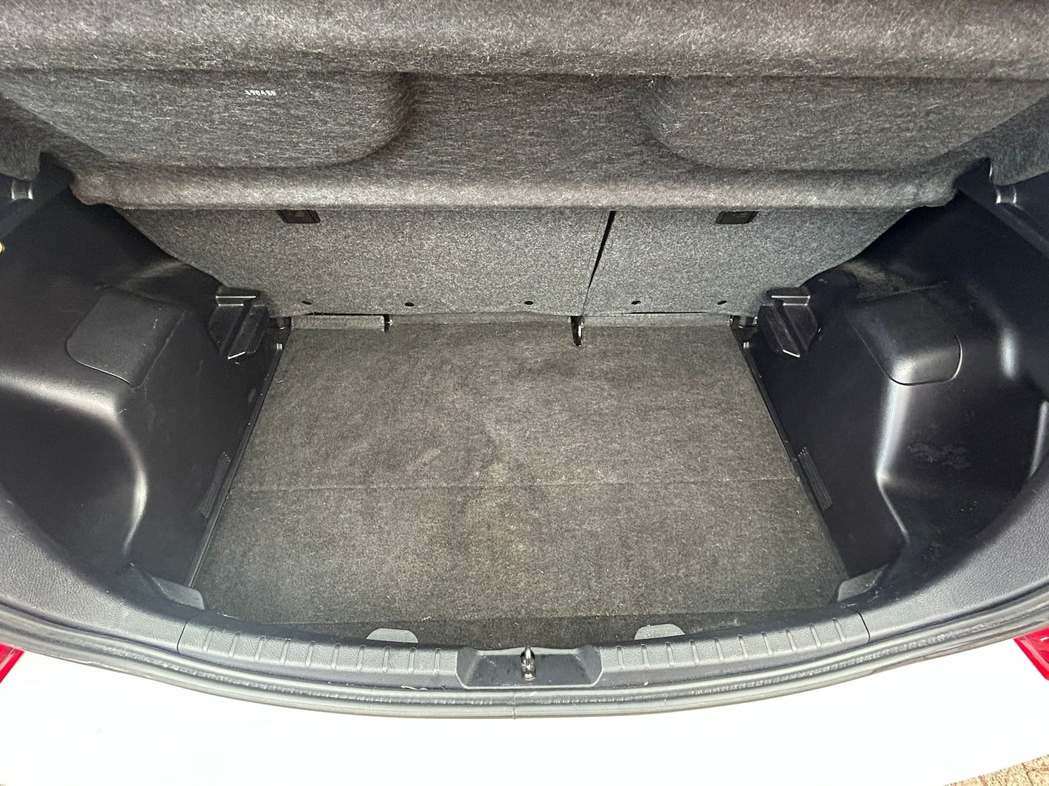 Used Toyota Yaris 2013 for sale - 76519463: Photo 28