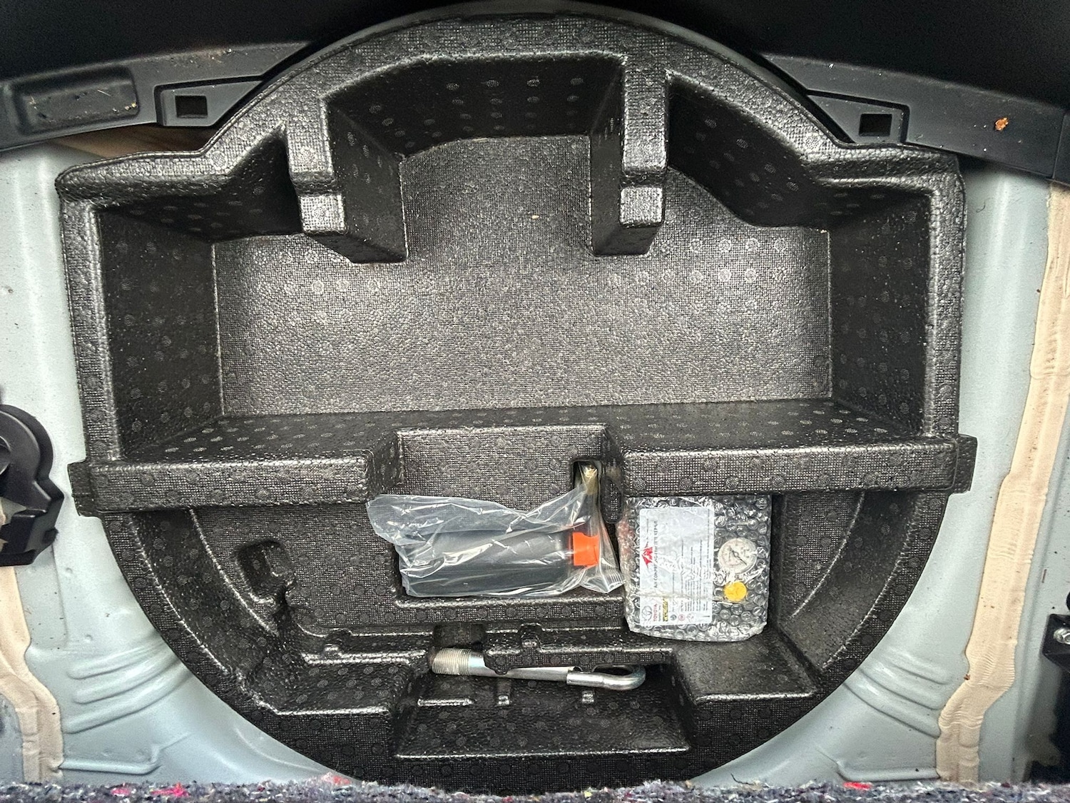 Used Toyota Yaris 2013 for sale - 76519463: Photo 30