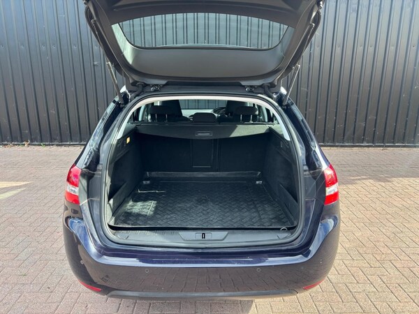Used Peugeot 308 2016 for sale - 76241762: Photo 8