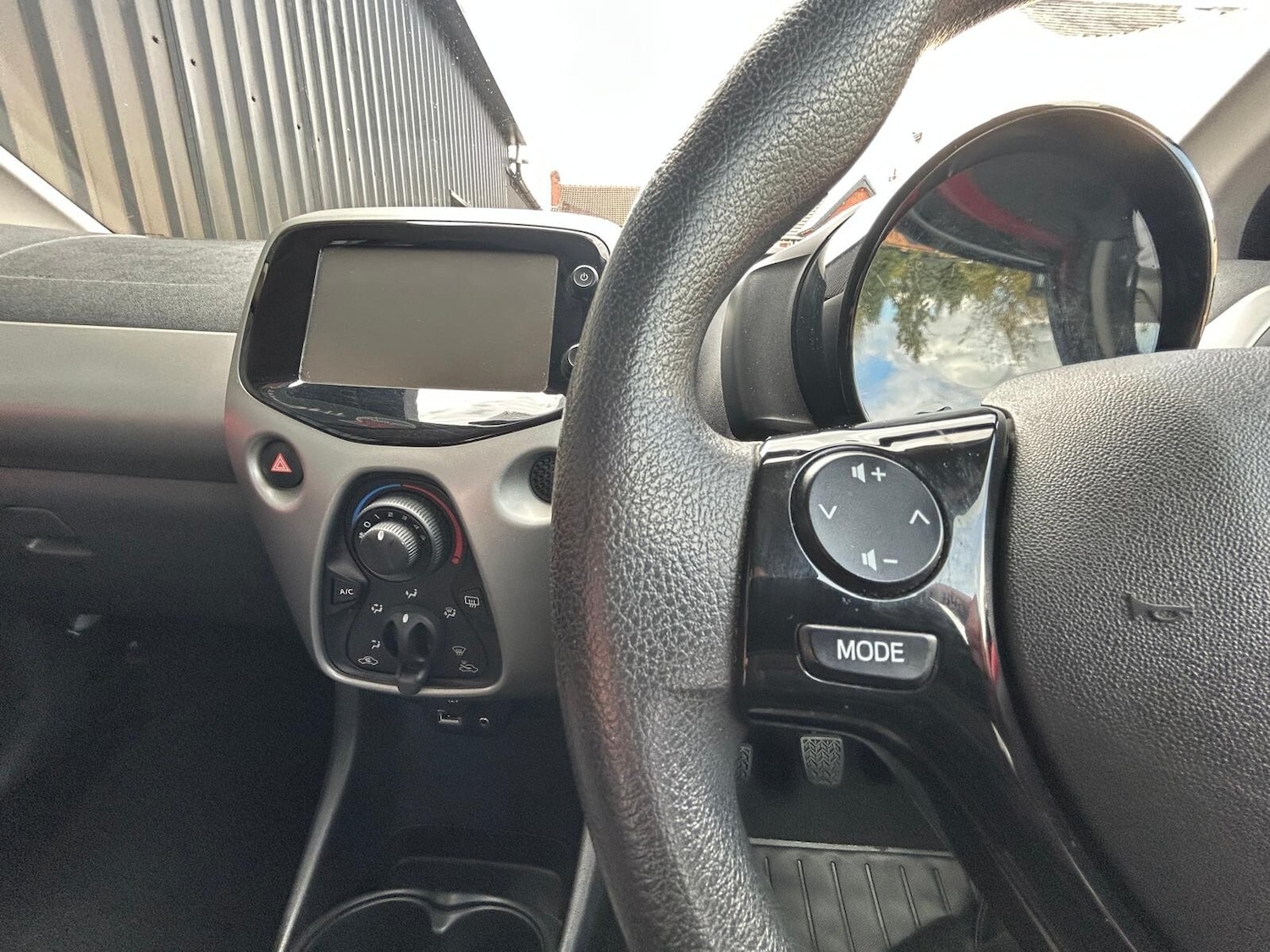 Vehicle 29