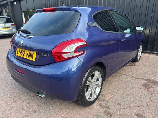 Used Peugeot 208 2013 for sale - 75636812: Photo 10