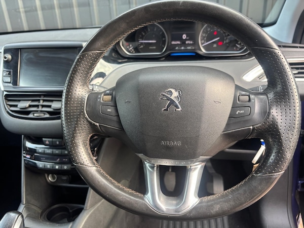 Used Peugeot 208 2013 for sale - 75636812: Photo 28