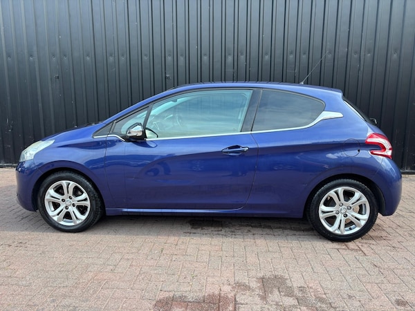 Used Peugeot 208 2013 for sale - 75636812: Photo 5