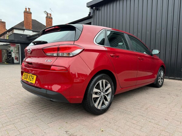Used Hyundai i30 2018 for sale - 76302386: Photo 11