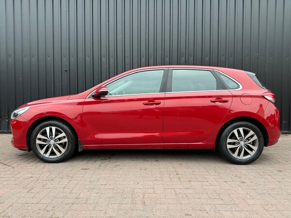 Used Hyundai i30 2018 for sale - 76302386: Photo 6