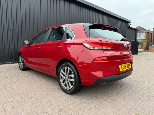 Used Hyundai i30 2018 for sale - 76302386: Photo 7