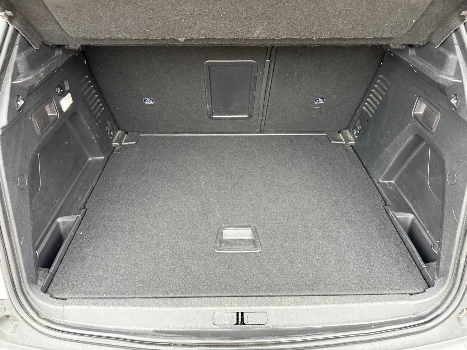 Used Peugeot 3008 2018 for sale - 76302384: Photo 10