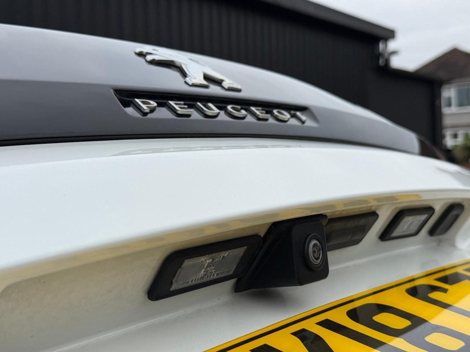 Used Peugeot 3008 2018 for sale - 76302384: Photo 11