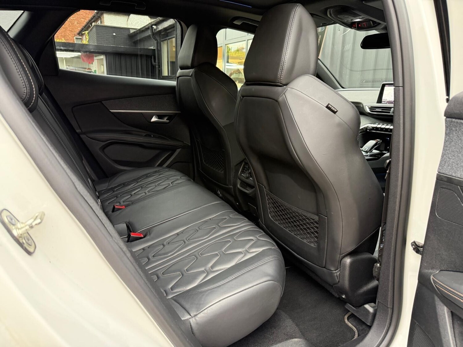 Used Peugeot 3008 2018 for sale - 76302384: Photo 21
