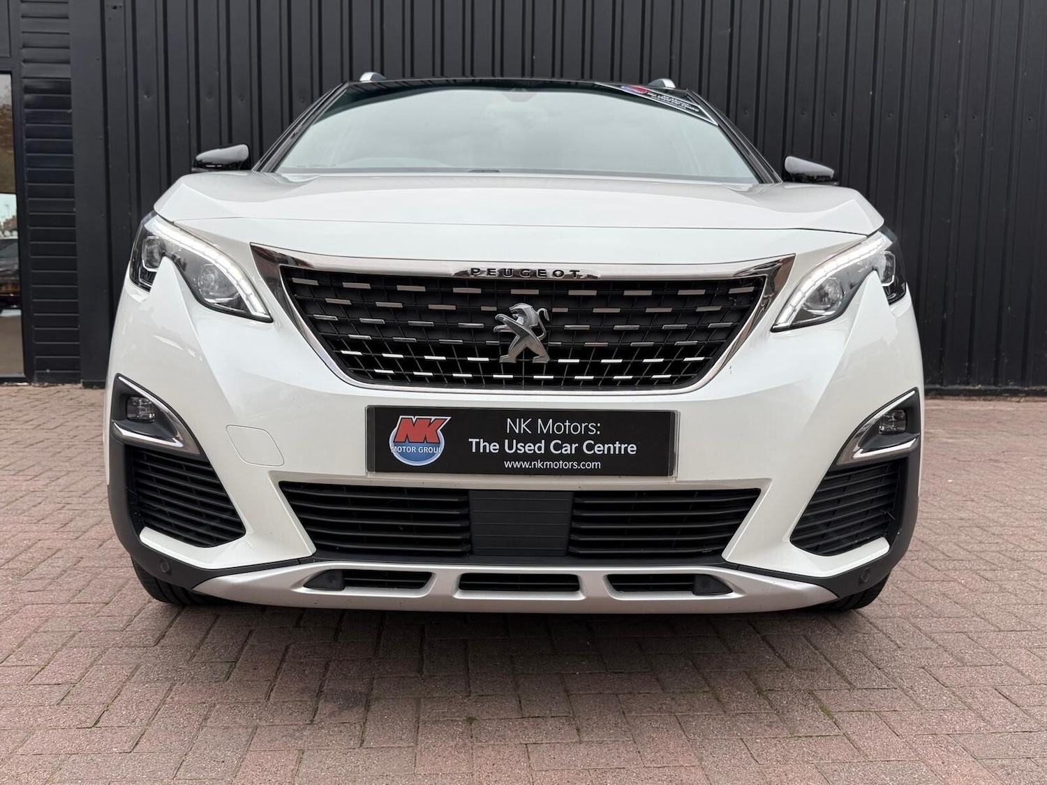Used Peugeot 3008 2018 for sale - 76302384: Photo 4