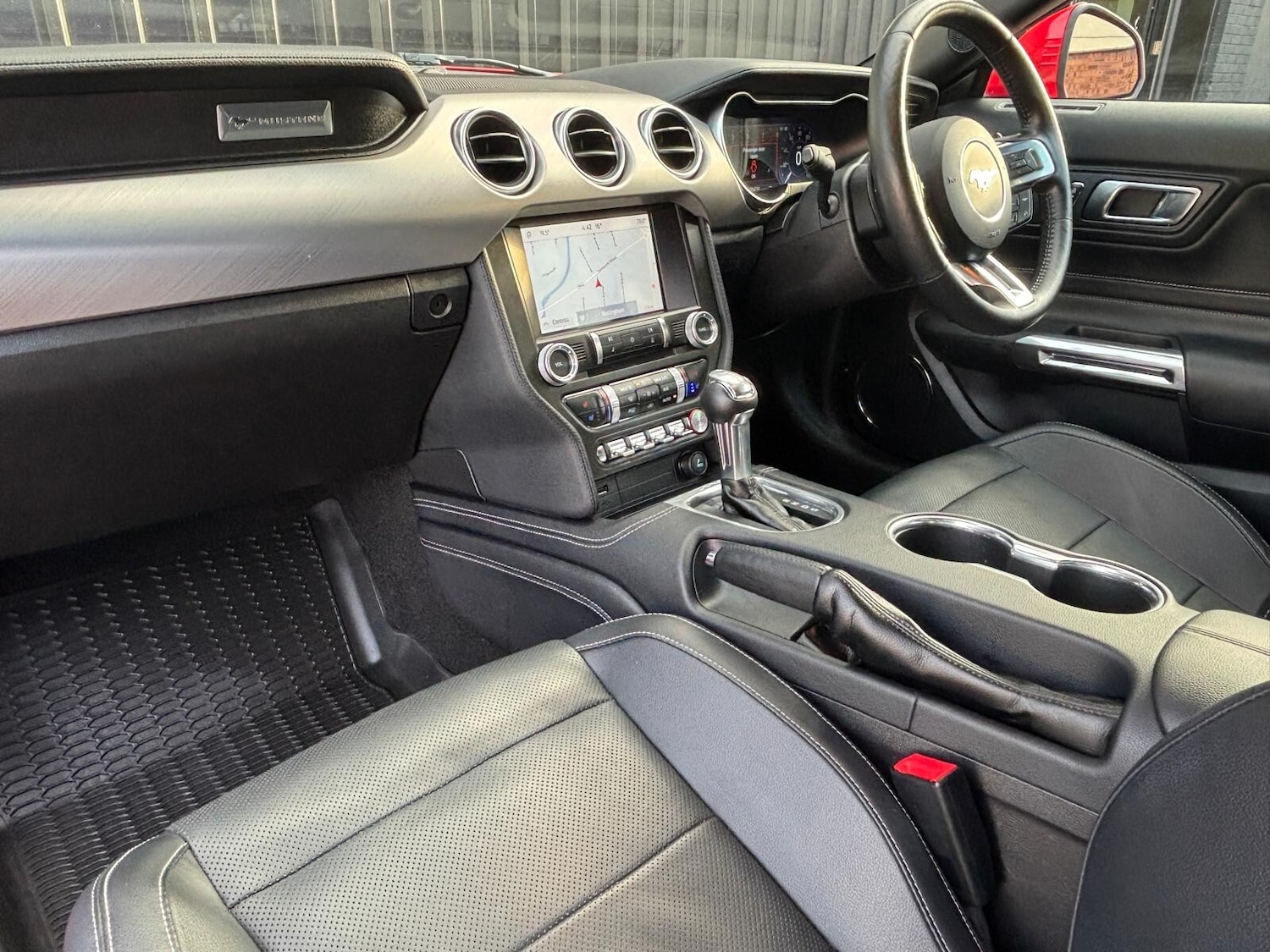 Used Ford Mustang 2020 for sale - 75996839: Photo 32