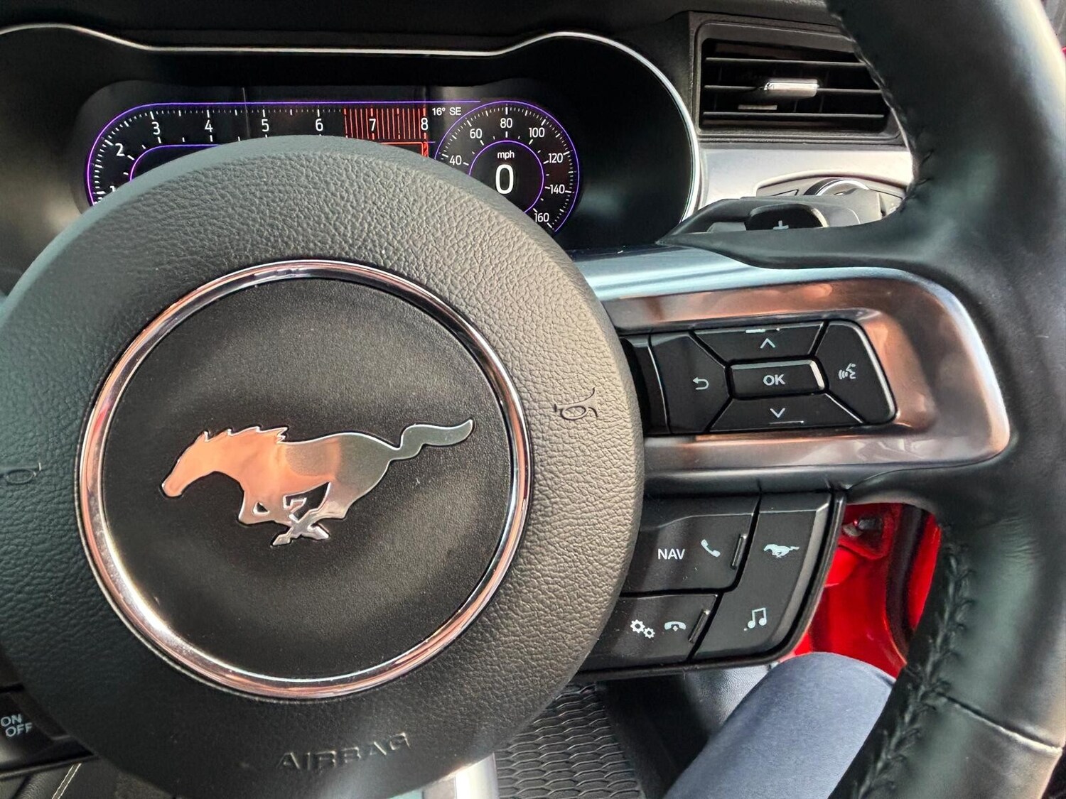 Used Ford Mustang 2020 for sale - 75996839: Photo 46