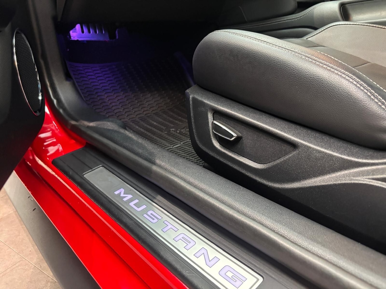 Used Ford Mustang 2020 for sale - 75996839: Photo 51