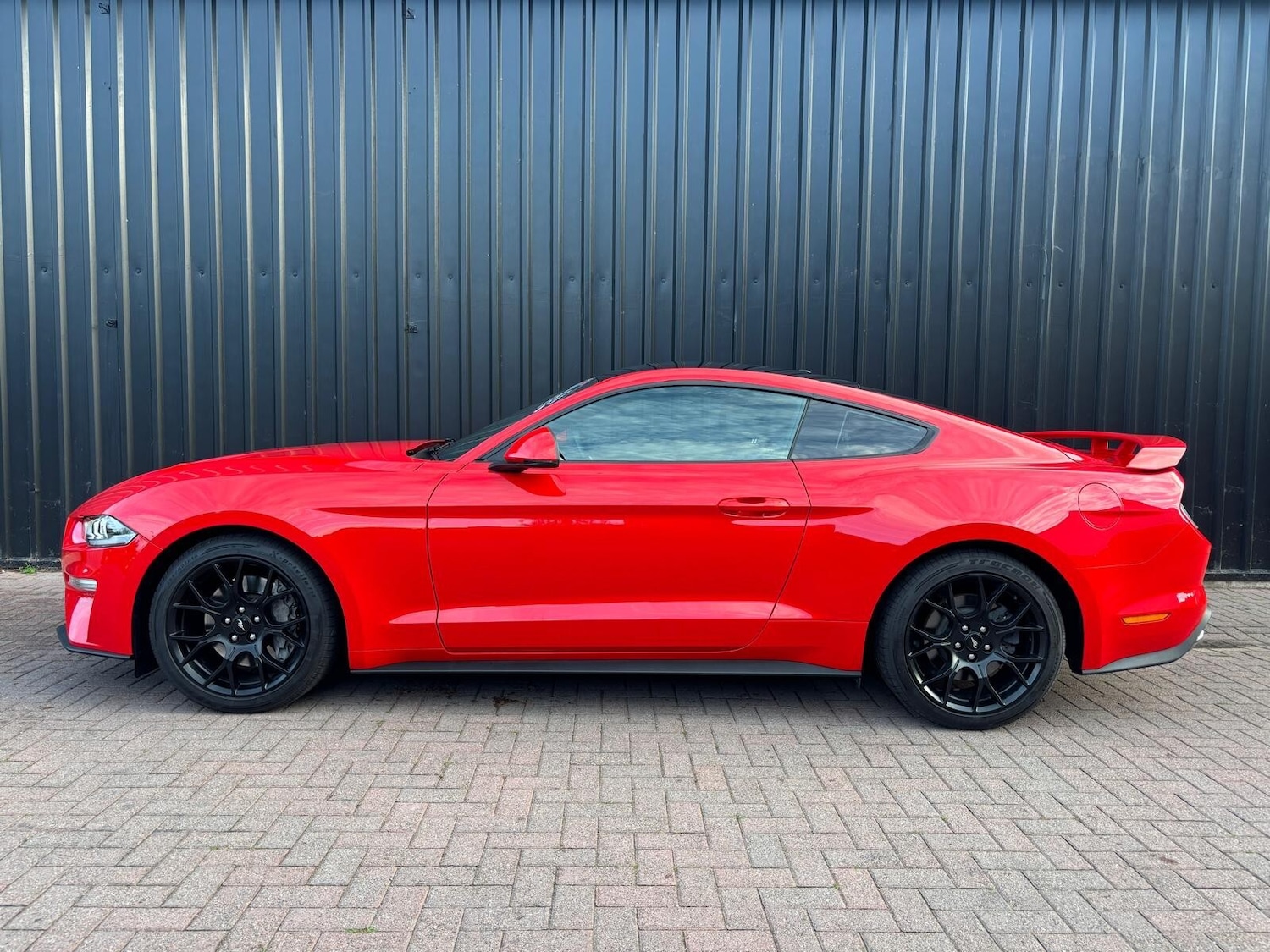 Used Ford Mustang 2020 for sale - 75996839: Photo 8