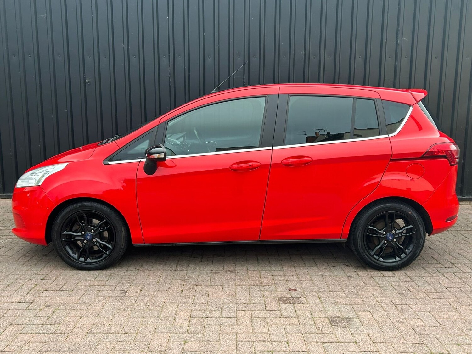 Used Ford B-MAX 2016 for sale - 76475059: Photo 12
