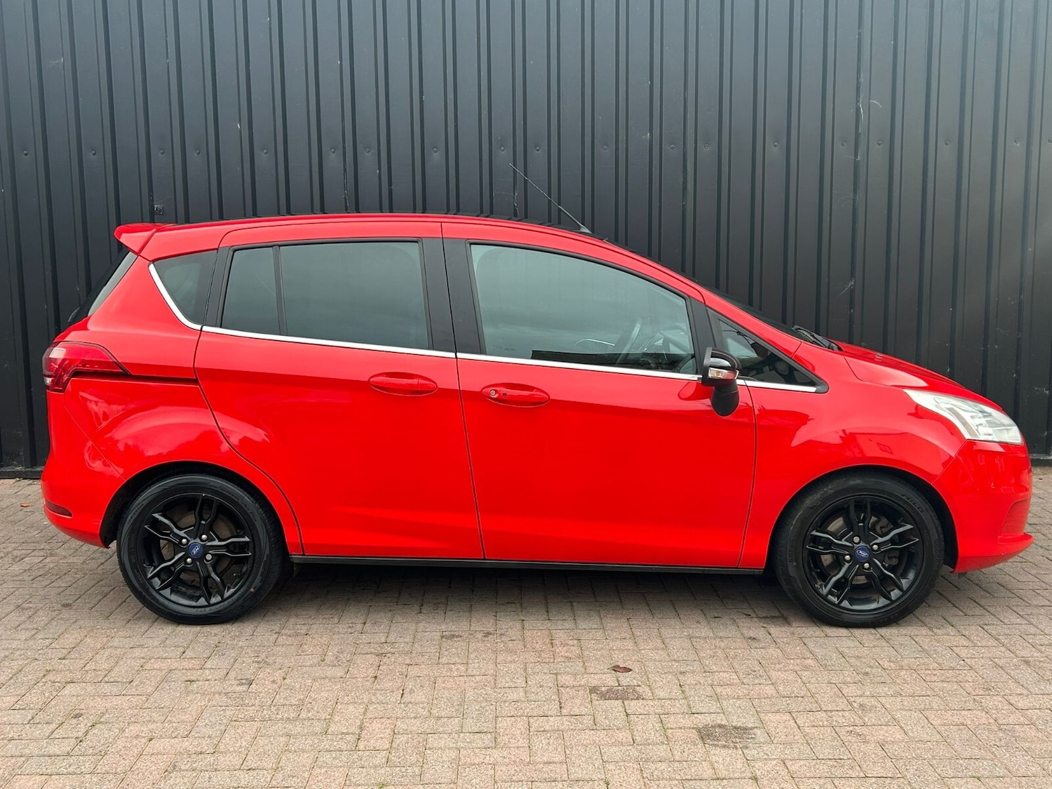 Used Ford B-MAX 2016 for sale - 76475059: Photo 5