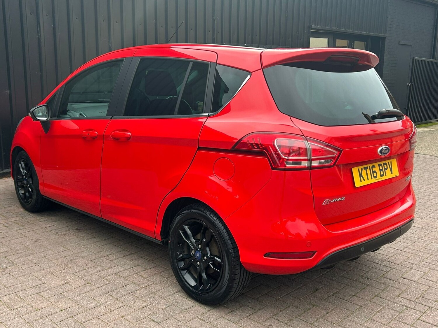 Used Ford B-MAX 2016 for sale - 76475059: Photo 6