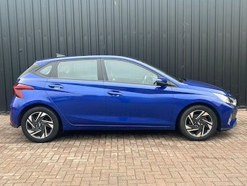 Used Hyundai i20 2021 for sale - 76960194: Photo