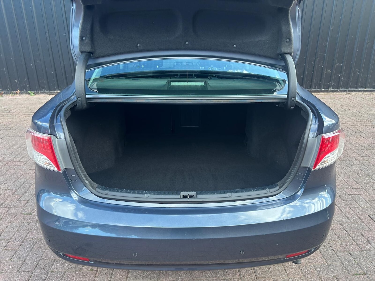 Used Toyota Avensis 2009 for sale - 76514898: Photo 8